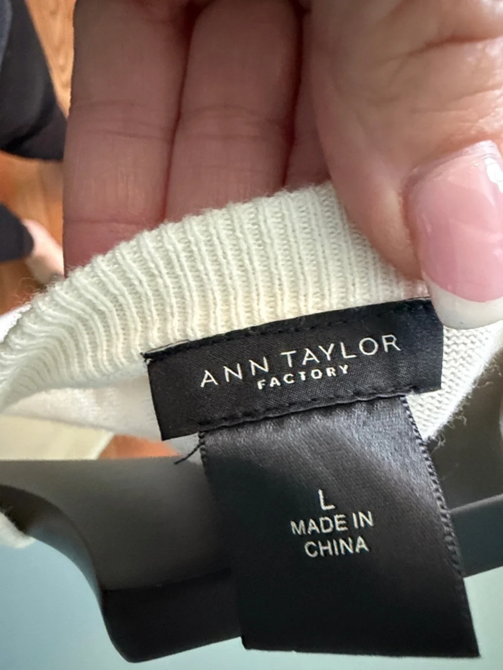 Ann Taylor Factory Cream Ribbed Crew Cardigan - Picture 3 of 3